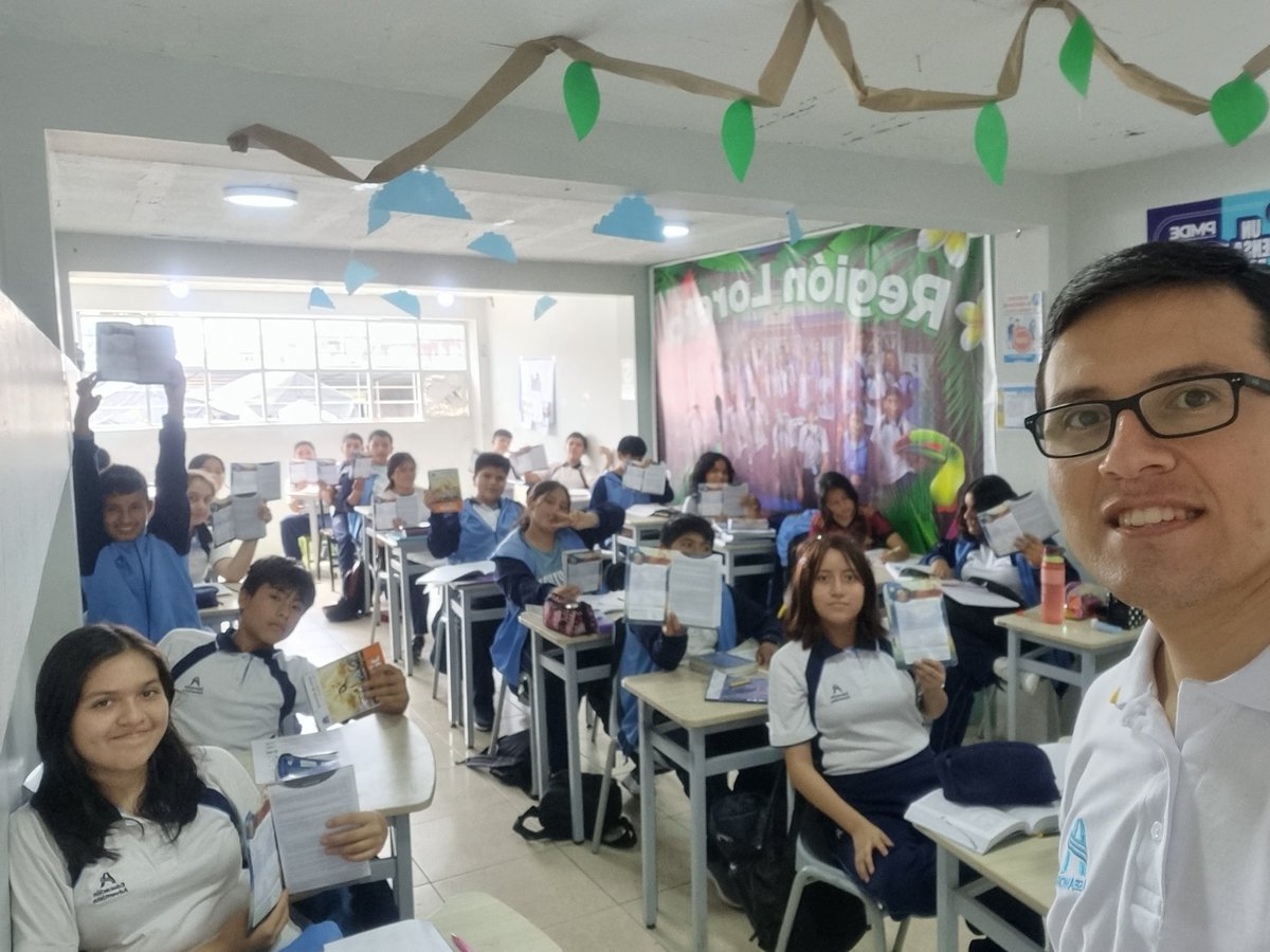 TarrilloDany's tweet photo. [Estudios bíblicos 2023 Lección 20]

Por la gracia y ayuda de Dios los estudiantes del #ColegioAdventistaAltoMayo #Perú realizaron el curso bíblico #LaFeDeJesús lección 20. Finalizando asi el estudio de este lindo curso.
#EducaciónAdventista más que enseñanza #MiNoP #UPN. https://t.co/htdJC6GFUx