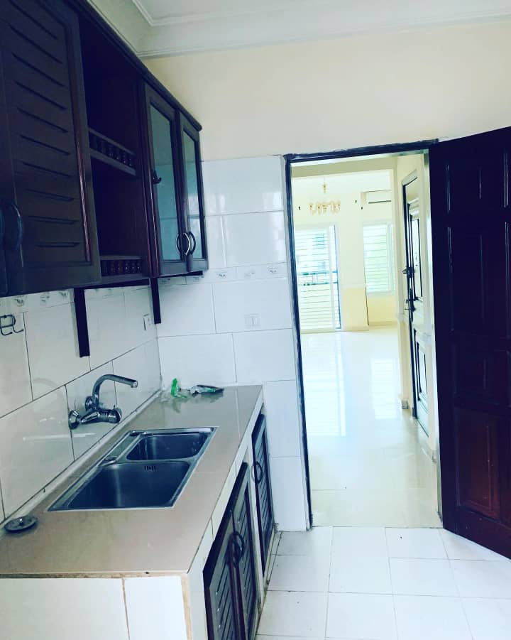 smartwayspm's tweet photo. 🚨 Appartement haut standing à louer au quartier Bastos

📍 Zone résidentielle, calme et sécurisée a proximité des ambassades

💰 Prix: 600.000 fcfa/mois

☎ Contactez-nous dès maintenant pour planifier une visite.

WhatsApp: https://t.co/YAEcoExslO
Email : info@smartwayspm.com https://t.co/FJN7ipN8Hh