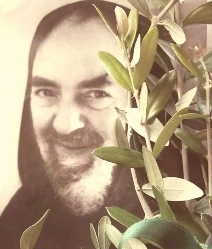 "Pray,
         hope,
                  and 
                        don't worry."