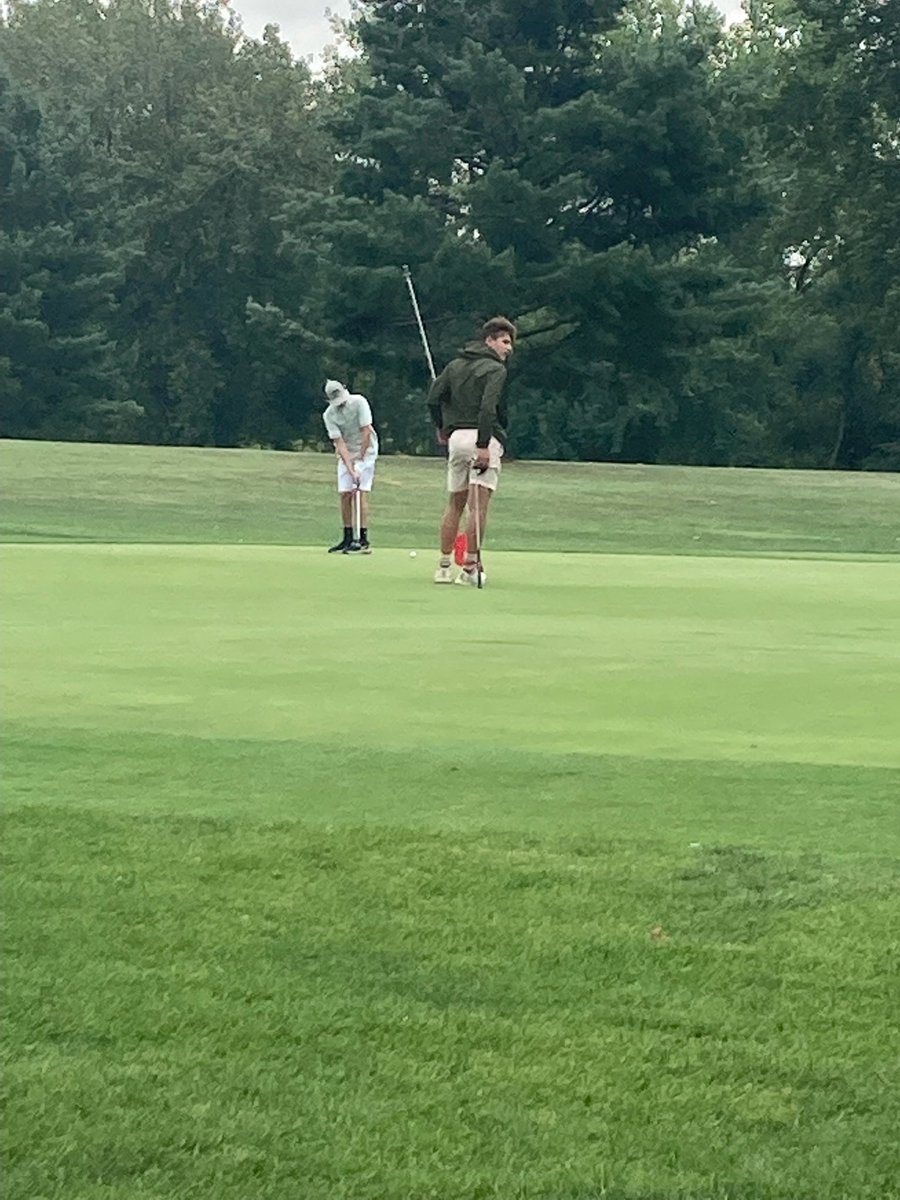 EMShornets's tweet photo. The we have 3 golfers competing at the IESA sectional today. Good luck, Moses, Evan and Brennan! https://t.co/MTD6TWwoAV