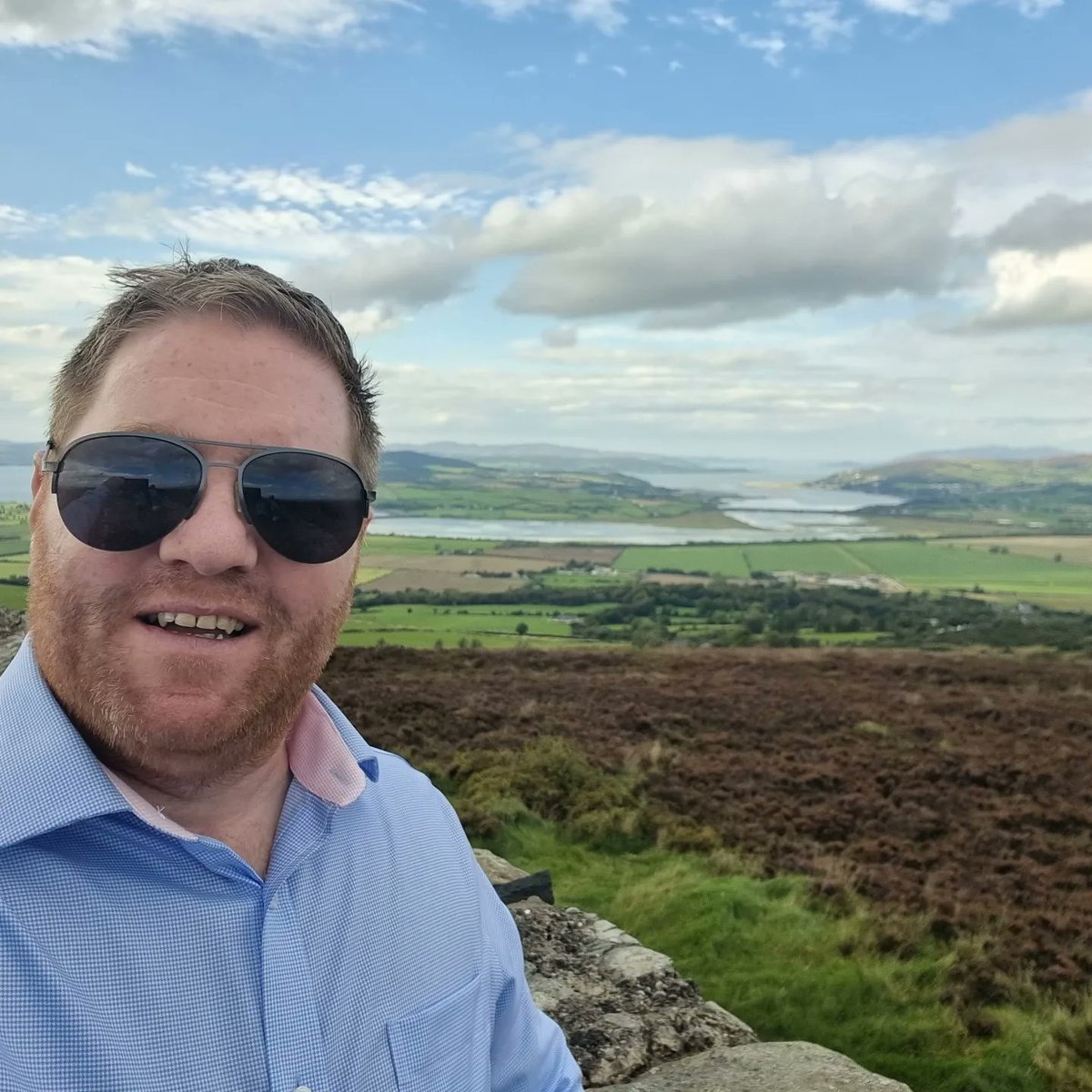 Toursofderry's tweet image. Another crackin day with a group from North America and Australia headed to Irelands most northern point.... malin head! This is one of our stops at the Ancient Fort that is An Grianan of Aileach 
Made all the difference with the wonderful weather....
#toursofderry