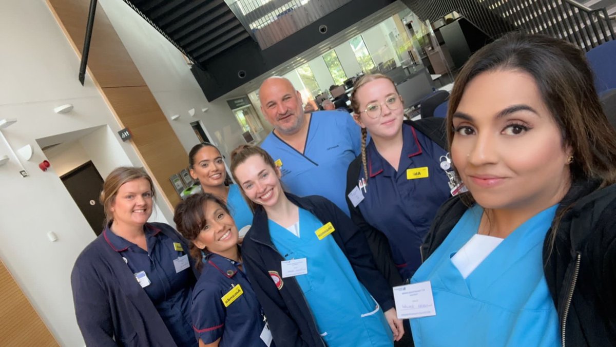 The UHB team had to get a selfie with <a href="/JamesIanMcLean/">James McLean MBE</a>! Who delivered a really fascinating talk on the TNA/NA role, and the behind the scenes of the development of it all ! #BCUNAConf23 #5YearsOn #CelebrateNA