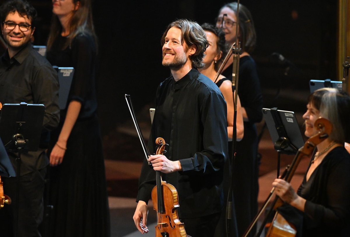BBC Proms (@bbcproms) on Twitter photo The <a href="/RoyalAlbertHall/">Royal Albert Hall</a> audience leapt to its feet for a deafening standing ovation tonight. Bravo <a href="/BrittenSinfonia/">Britten Sinfonia</a> and <a href="/ThomasGouldVLN/">Thomas Gould</a> 👏🌟
They performed Max Richter's Recomposed: Vivaldi – The Four Seasons, plus works by Lera Auerbach, Corelli & Michael Tippett.
📷 Mark Allan The <a href="/RoyalAlbertHall/">Royal Albert Hall</a> audience leapt to its feet for a deafening standing ovation tonight. Bravo <a href="/BrittenSinfonia/">Britten Sinfonia</a> and <a href="/ThomasGouldVLN/">Thomas Gould</a> 👏🌟
They performed Max Richter's Recomposed: Vivaldi – The Four Seasons, plus works by Lera Auerbach, Corelli & Michael Tippett.
📷 Mark Allan