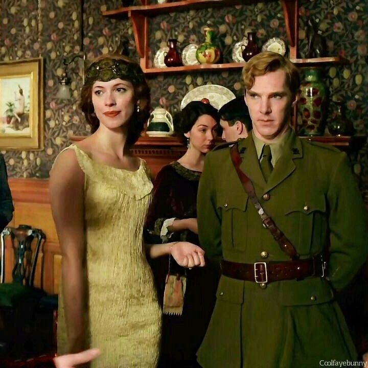 I just finished #ParadesEnd and MY GOSH, so many people are in it besides #BenedictCumberbatch who was the reason, I watched. #RebeccaHall, #MirandaRichardson, #ElliotLevey, #AnneMarieDuff #RupertEverett, #RufusSewell, #RogerAllam ... What a cast! 🤩🤩🤩