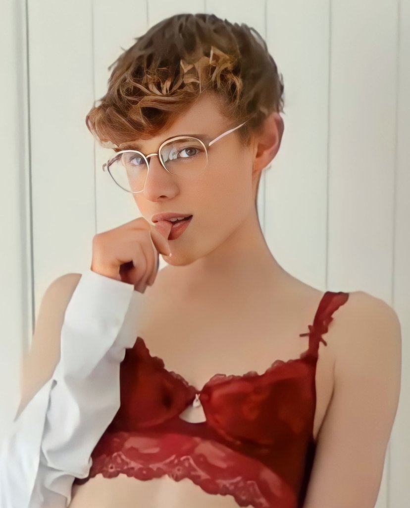 pattybenja27's tweet photo. WOW! 🤩🤩 WOW! 🤩🤩 WOW! 🤩🤩
Sometimes Wednesday isn't the Worst day of the Week, right?😝✌️ #rourke #femboy #twink #gay #bottom https://t.co/kDRXSwKNu2