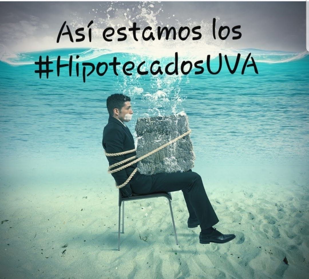 Las familias de #HipotecadosUVA no damos mas! <a href="/SergioMassa/">Sergio Massa</a>
<a href="/CFKArgentina/">Cristina Kirchner</a>
<a href="/RicardoGuerraLR/">Ricardo Guerra</a>
<a href="/ditulliojuli/">Juliana di Tullio</a>
<a href="/luisnaidenoff/">Luis Naidenoff</a>
<a href="/SchiavoniH/">Humberto Schiavoni</a>
<a href="/FamaFlavio/">Flavio Fama</a>
<a href="/alevigo/">Alejandra Vigo</a>
<a href="/ljuez/">Luis Juez</a>
<a href="/GugaLusto/">Martín Lousteau</a>