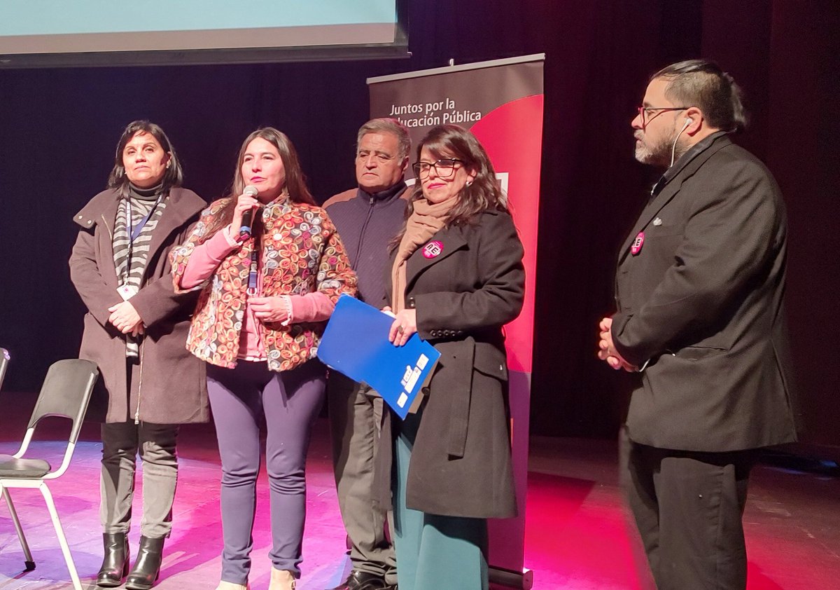 aefenacional's tweet photo. AEFEN participa de conversatorio sobre estado de implementación Slep Santa Corina organizado por AFUNDOCE Cerrillos https://t.co/vI0ycgFyqV https://t.co/ALiP1PF2US