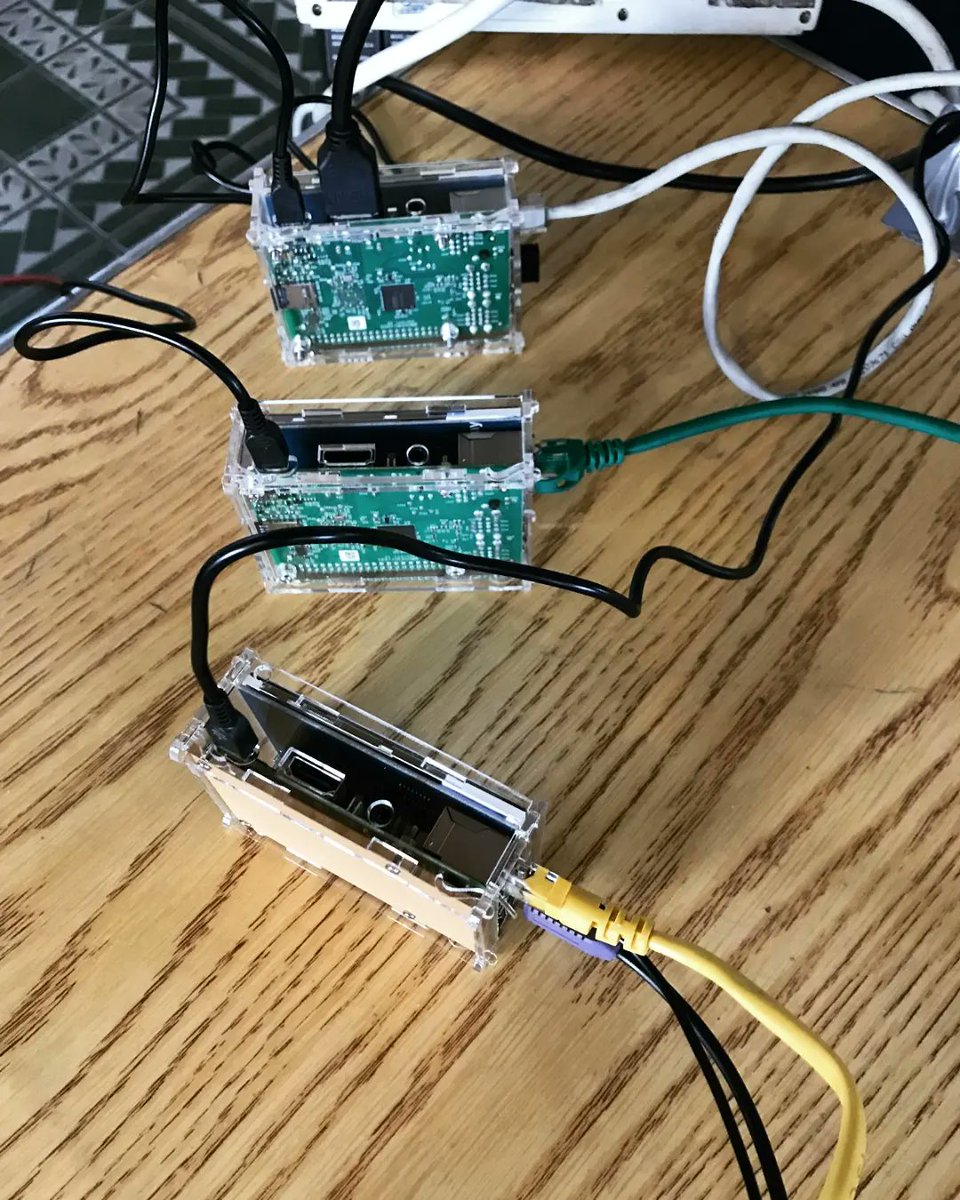 mensajitomx's tweet image. Mensajitos 🖥️📻📡

#Streamingdevices #radioonline #tecnologíalibre #MensajitoMx #broadcast