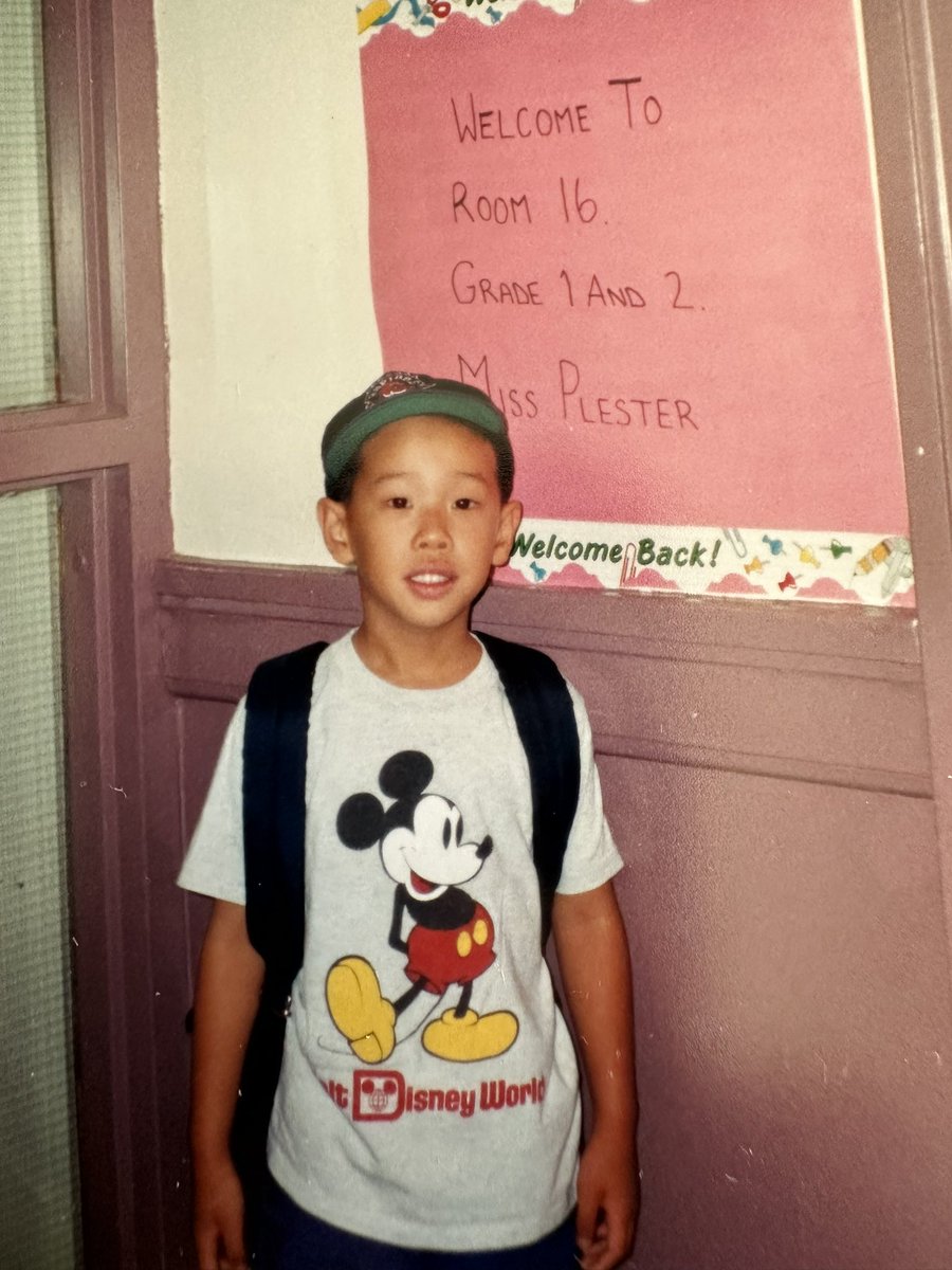 YogaMom8's tweet photo. Yikes 😳. Could this really be a quarter of a century ago???  Throwback to when my babies were starting another school year. #throwback #backtoschool #son #school #kids #family #momlife https://t.co/9m1N5a8QVK