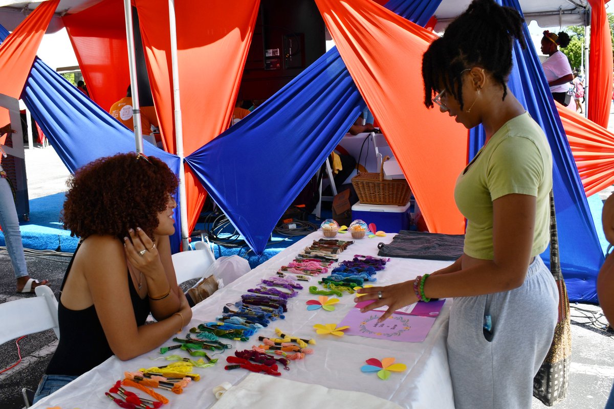 New students were on Wednesday introduced to a number of clubs and associations at the Orientation Fair and Inter-Clubs Committee (ICC) Expo, to help them balance their academic and social lives. Student entrepreneurs also took the opportunity to display their products.