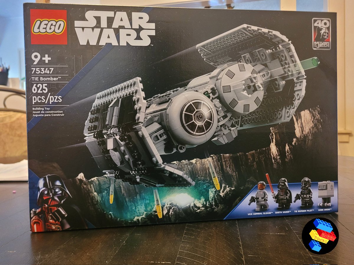 After awhile of not getting lego, I couldn't help myself but to get the Lego Starwars TIE Bomber! I'm pretty excited to get back to building💯😁 #lego #starwars #afol