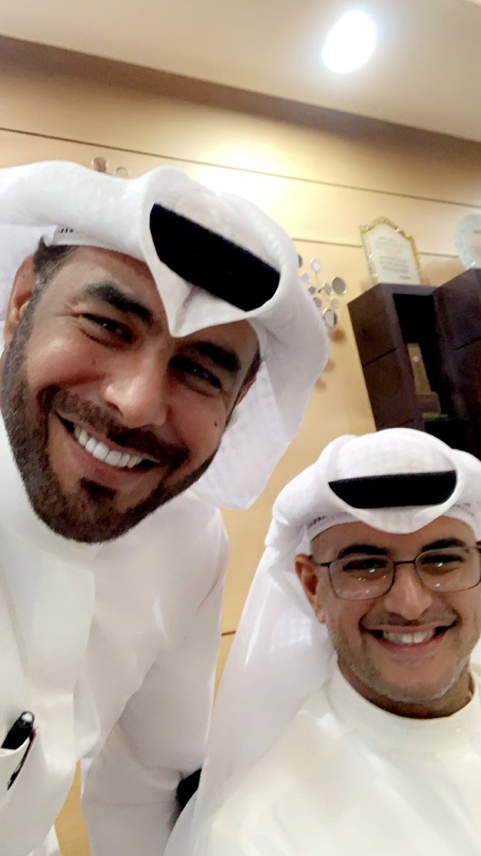 أبارك  للأخ  والصديق والشاب  الفذّ  والطموح 
المحامي عمر العمر 
على توليه منصب عضوية في إدارة الخطوط الجوية الكويتية 
نأمل من الله له التوفيق وأن يعينه على الإصلاح بما استطاع 
كل التوفيق لك