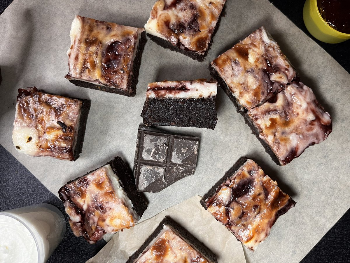 BlackForest Eggless Brownies✨
#baking #brownie #egglessbaking #noeggs #Food #Foodie #foodphotography #chocolate #dessert