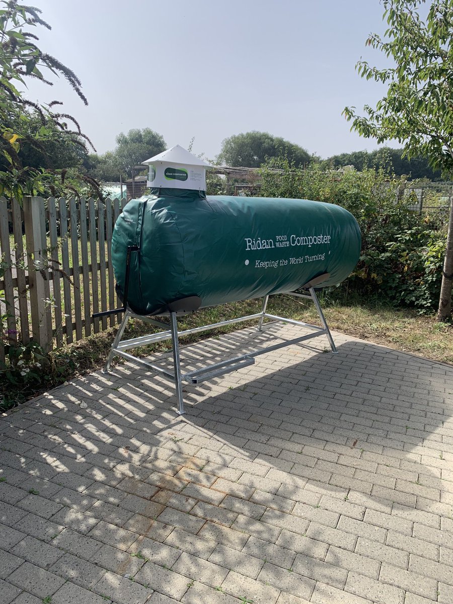 digforvictoryba's tweet photo. Looking forward to putting our latest innovation to use. Today BA welcomed the arrival of The Ridan, this amazing equipment will be composting all our food waste😊⁦⁦@paul_edmond01⁩ 🙏⁦@RidanCompost⁩ ⁦@BAGeography⁩ @heartacadtrust⁩ #greenerschools https://t.co/hKgXQxCb2W