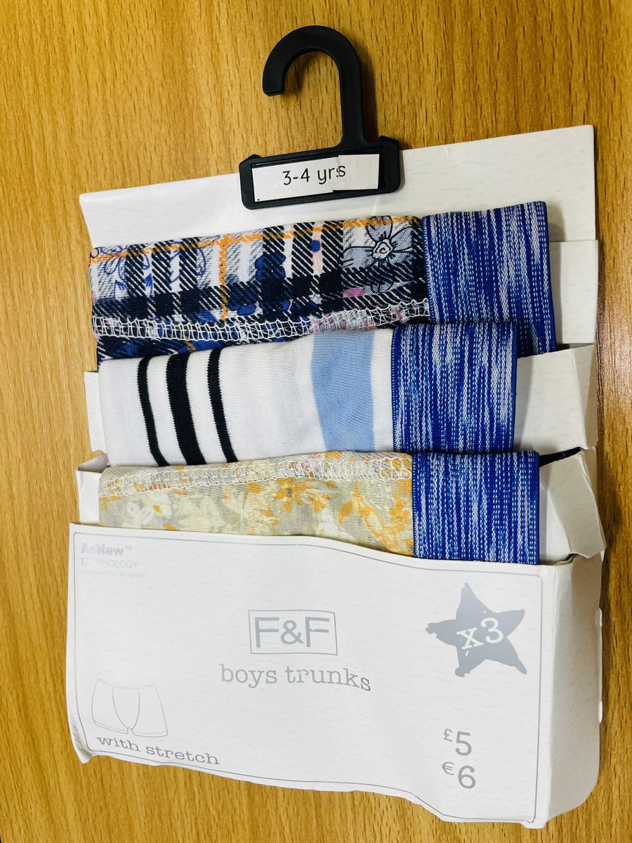 Shop your kiddies back to school supplies on #Purpleshop

Socks : 4000 for 5 pairs 

Boxer : 5k for 3 pieces

Send us a dm to shop now