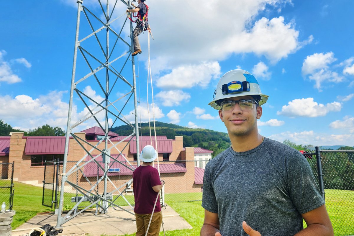 SUNYDelhi's tweet photo. Check out our Renewable Energy Integration students climbing the wind generator tower on campus this morning! So cool! #sunydelhi #renewableenergy #handsonlearning #appliedtechnologies https://t.co/zOxKDcvT0A