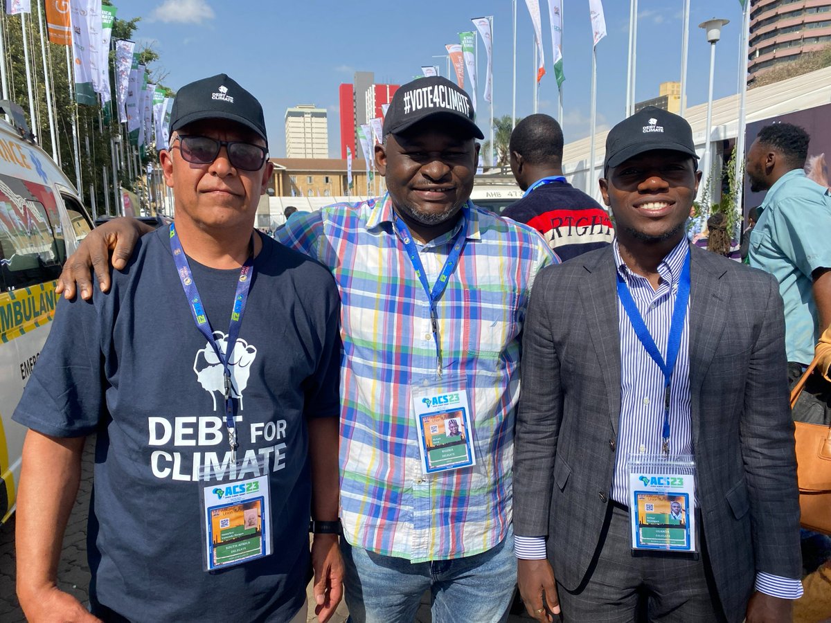 miketerungwa's tweet photo. Meet fellow @ClimateReality leader Sunny the Solar Guy @sunnyboymorgan on the sidelines of #AfricaClimateSummit23 
And I agree 100% with the debt for climate message.
For a continent that is very vulnerable with huge debt burden we sure need #debt4climate now!
We must #ActInTime https://t.co/DTm1EIxqhQ