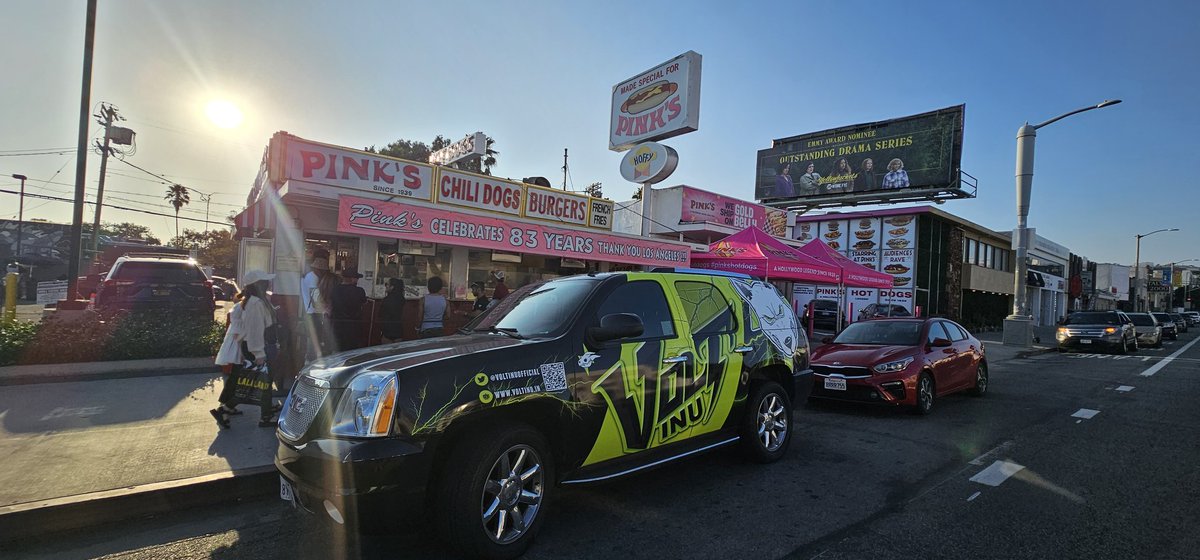 KryptoMomma's tweet photo. #VOLTMOBILE out there stopping traffic and #VOLTING the masses on Hollywood Blvd.
LET'S GOOOO!!!!!! 🔥🔥🔥🔥🔥🔥🔥 ⚡️⚡️⚡️⚡️⚡️⚡️⚡️⚡️⚡️⚡️⚡️⚡️⚡️⚡️
@VoltInuOfficial @VDSC_Official @pinkshotdogs @ElCapitanThtre @JimmyKimmelLive https://t.co/3QHckVPIEx