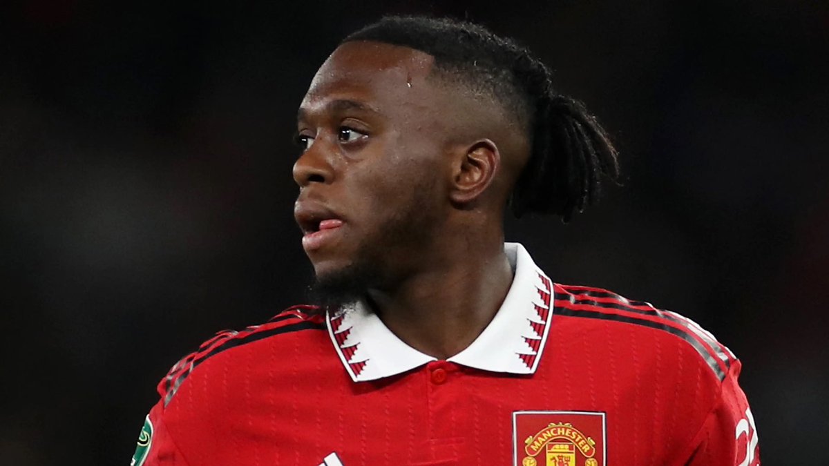 spcysfr's tweet photo. My top 5 right backs in the Premier League 💨

1. Aaron Wan Bissaka
2. Kyle Walker
3. Matty Cash
4. Trent Alexander-Arnold 
5. Diogo Dalot 

Frauds like Reece James can’t be compared to these goats 🥱 https://t.co/X3uGR8pCbK
