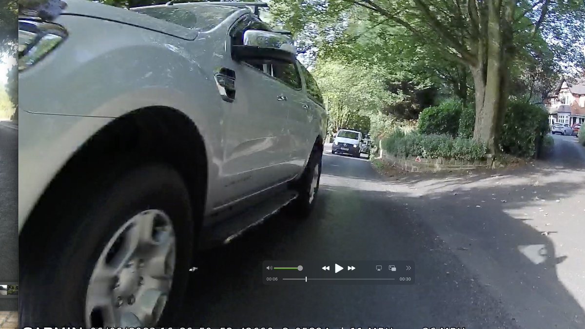 Northfieldcycl1's tweet image. Horrible punishment pass going up towards #romsley this afternoon..4x4 had to wait ooo, at least 45 seconds before driver tried to knock me off..Really no need, sometimes I'm not sure if it's worth it #reported #closepass #cycling #morethanacyclist