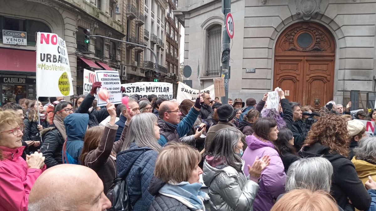 Palermo.resiste tweet media