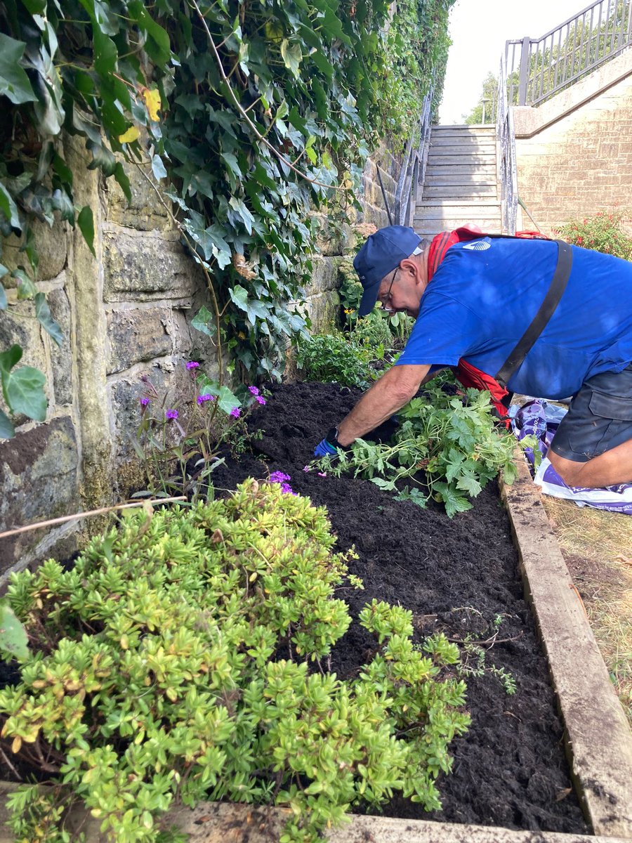 Gary Wilkinson CRT (@crtgary) on Twitter photo What a fantastic turnout on our #Littleborough Towpath Taskforce! The team have been busy giving one of our access points a little make over & several #Volunteers celebrating for giving over 500 volunteer hours to <a href="/CanalRiverTrust/">Canal & River Trust</a>
Well Done & Thank you! π
#KeepCanalsAlive What a fantastic turnout on our #Littleborough Towpath Taskforce! The team have been busy giving one of our access points a little make over & several #Volunteers celebrating for giving over 500 volunteer hours to <a href="/CanalRiverTrust/">Canal & River Trust</a>
Well Done & Thank you! π
#KeepCanalsAlive
