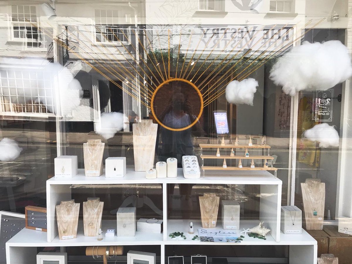 WithDiamondLucy's tweet image. Our gorgeous new window display #shopwindow #lucywithdiamonds #chichesterjeweller #