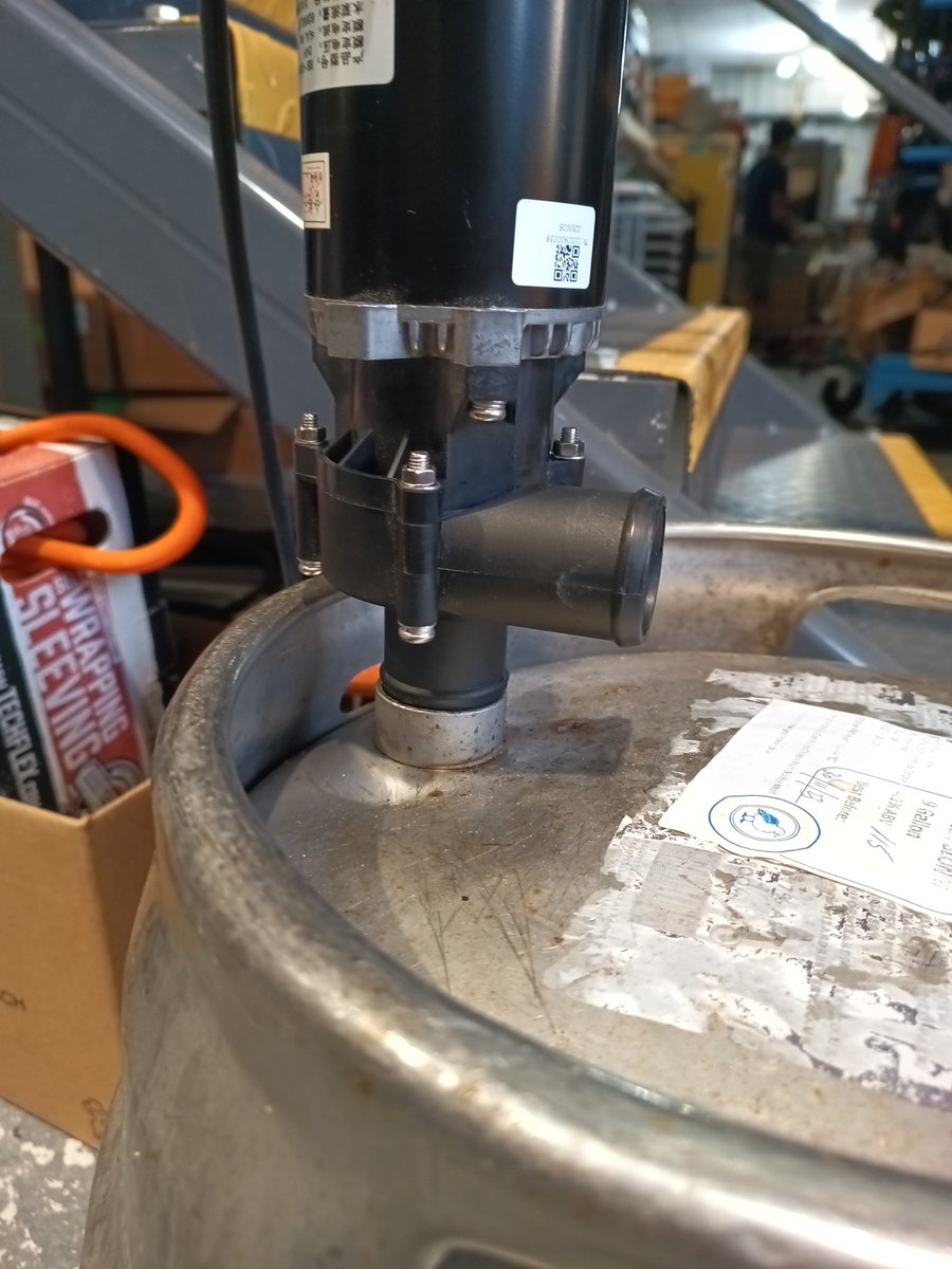 EVPARTSUK's tweet photo. Novel 40l coolant buffer tank for high power load resistor https://t.co/oxQ6GmawNa