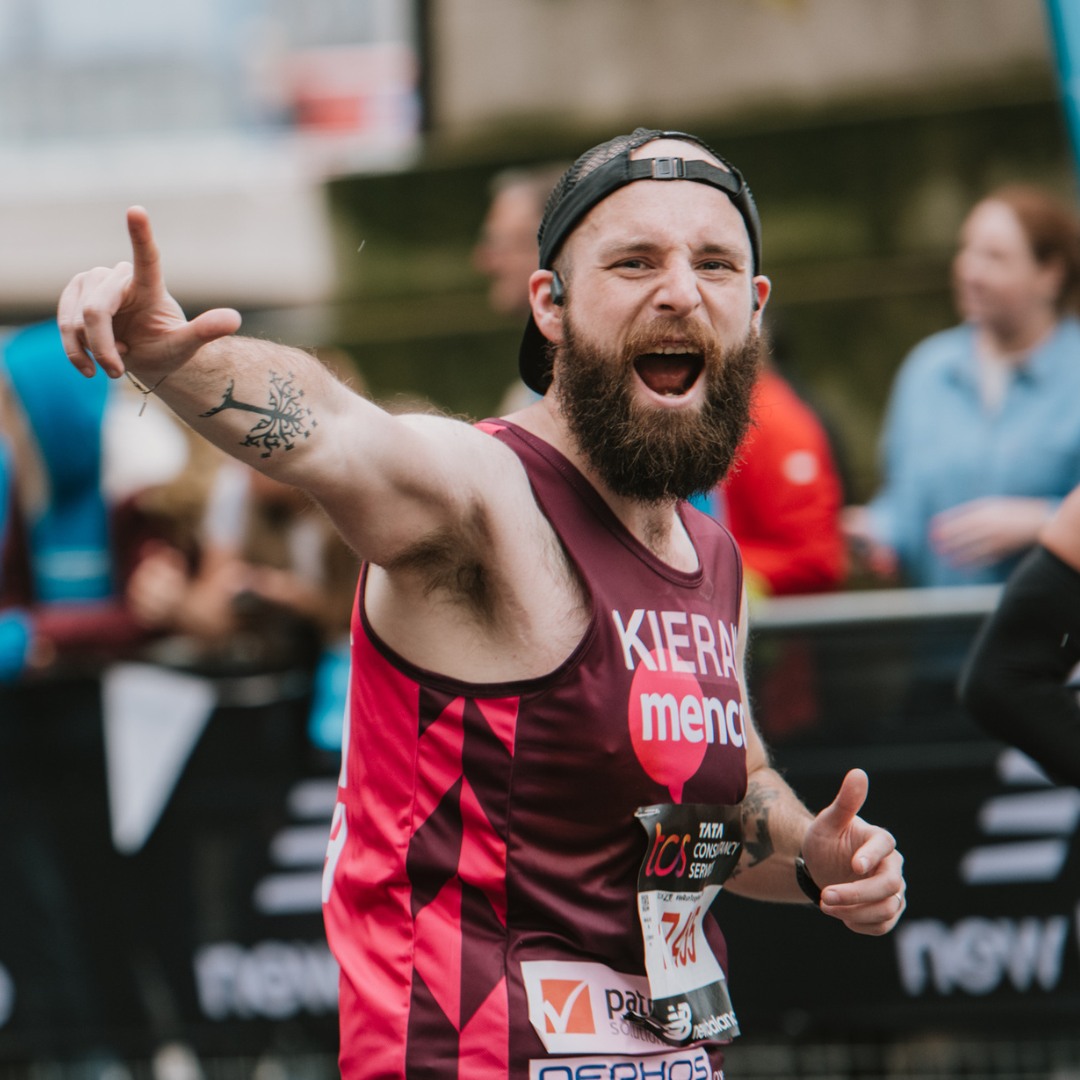 Download our @LondonMarathon Easy Read training plan. 🏃‍♂️ The plan takes 24 weeks to complete and week 1 starts on Monday 6 November 2023. The weekly runs will get longer each week to help you get stronger at running. Get your training plan here: brnw.ch/21wCl4a