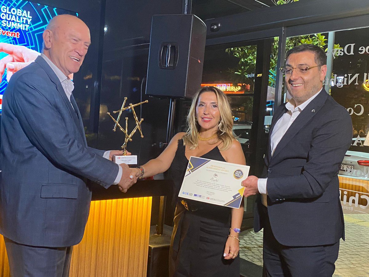 AvSerkanBayram's tweet image. “GOS Global Qualıty Summıt Networking Event”, Küresel Kalite Zirvesinde iş dünyamızın değerli temsilcileri, başarılarını kanıtlamış, uluslararası pazarlarda yer alan markaların yöneticileriyle bir araya geldik. #İstanbul #GOS  #Lobin @fahriustaoglu