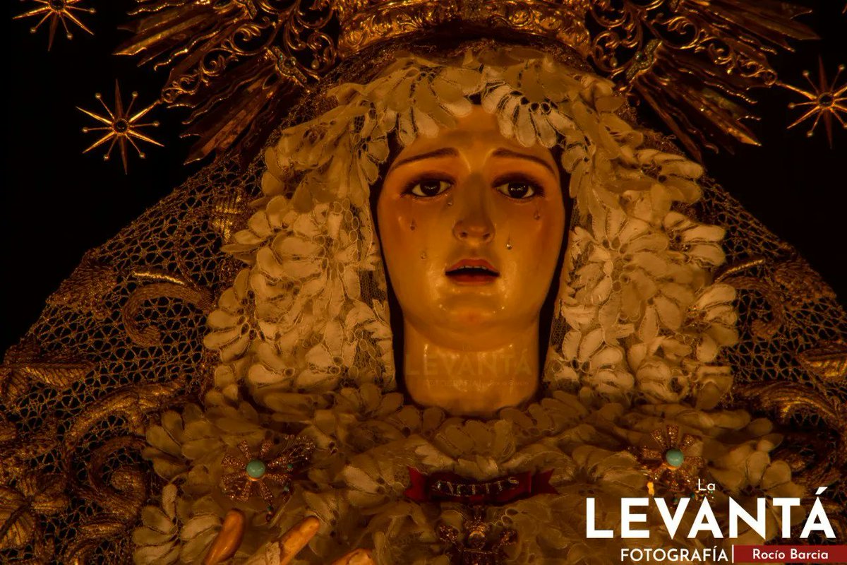 📷 SEVILLA - Estampas del Triduo aa Santísima Virgen de los Ángeles, a la luz de las velas @Hdadlosnegritos #LaLevantaweb #Sevilla #photo #TDSCofrade