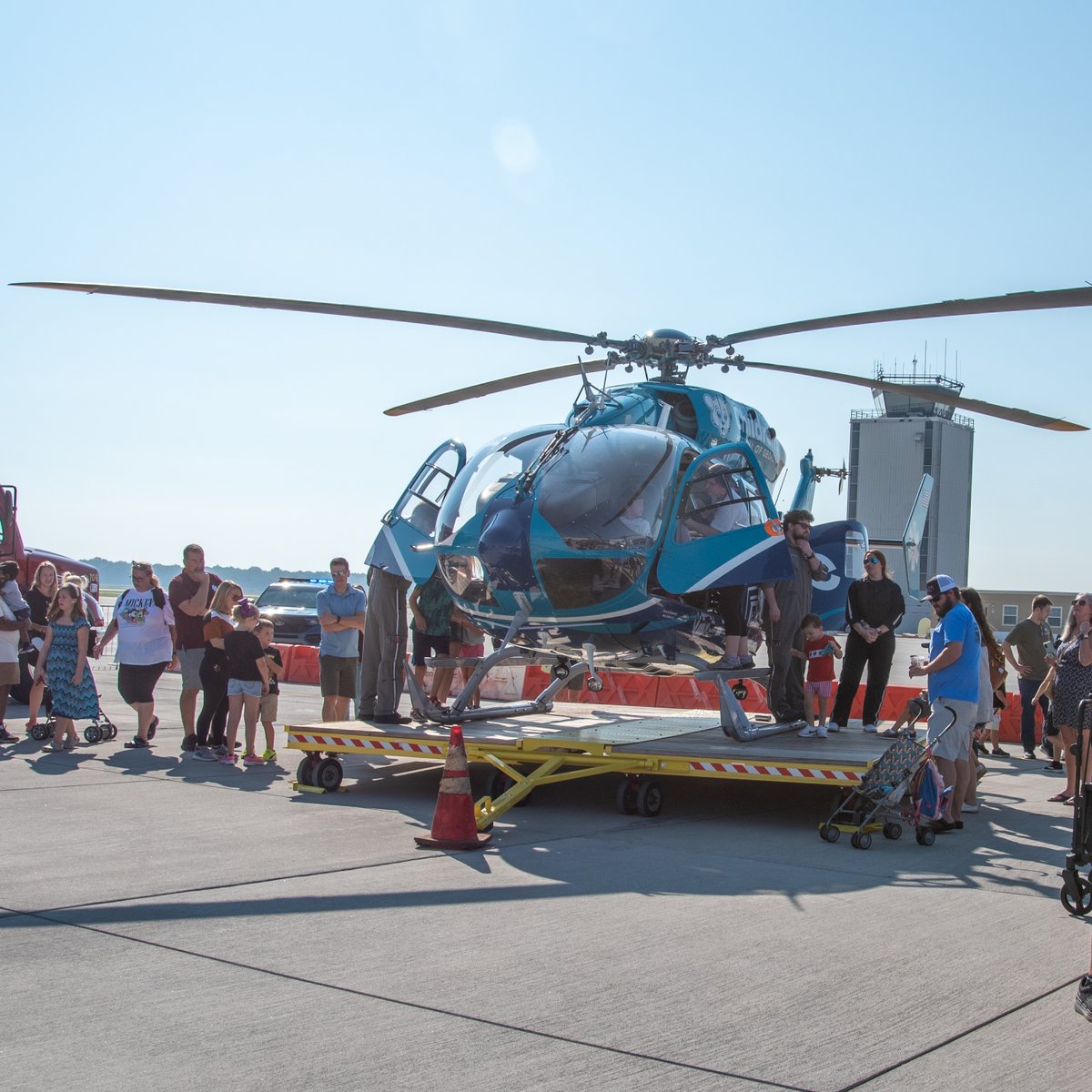 ARA_Augusta's tweet image. It's almost time for our 4th annual Meet A Machine event on Sat. Sept. 14th. Get tix at the link below - proceeds benefit @GAChildrens in honor of #pediatriccancerawarenessmonth  #augustaga #thingstodoinaugusta #loveaugusta #flyags 
flyags.ticketleap.com/meet-a-machine…