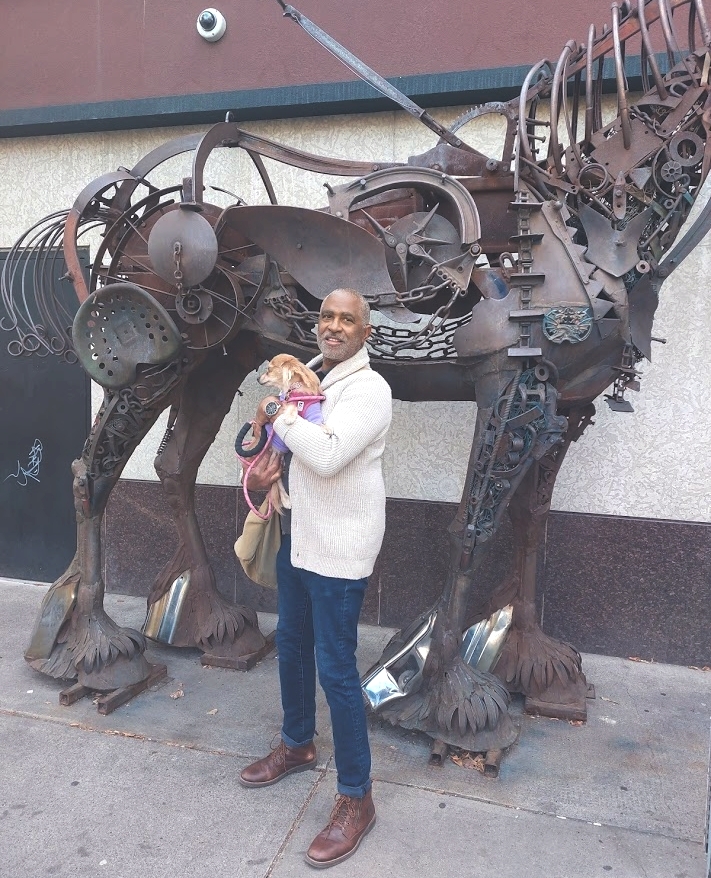 l_kovalova's tweet image. Downtown Calgary has many exciting things... Did you know that the entire Fargo series was filmed in Calgary? Many surprises here. Yahoo!

#calgarylife  #jlwoods #pomchiparent #pomchidad