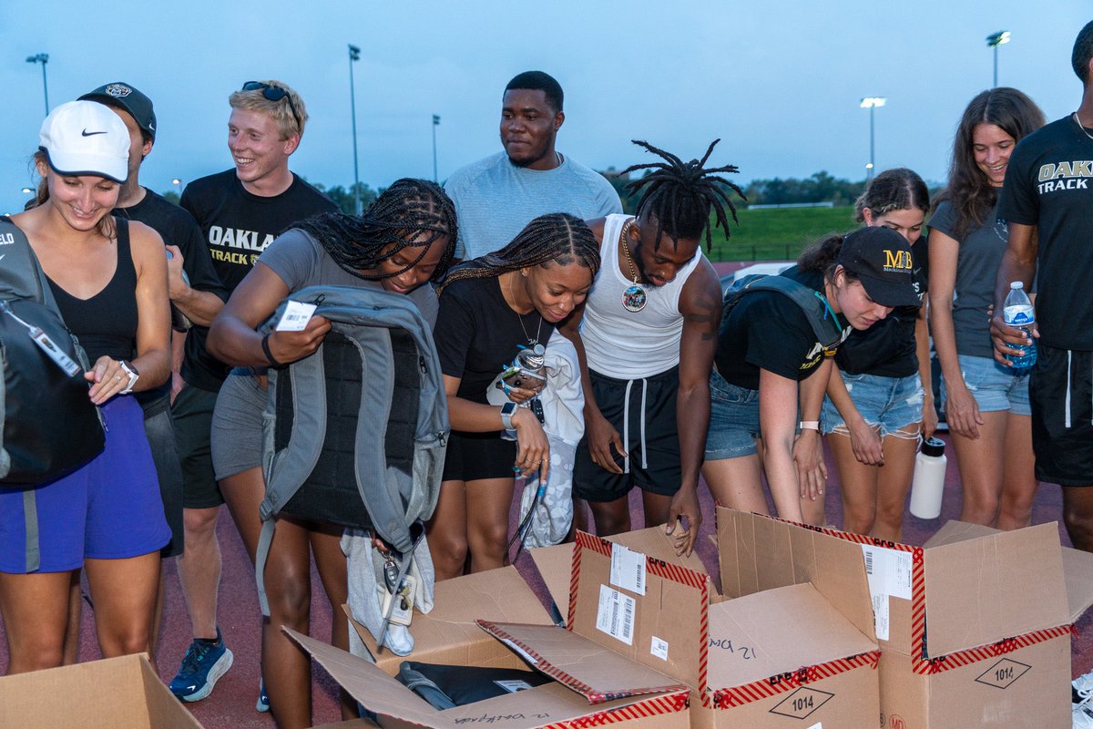Oakland Track & Field/XC tweet media