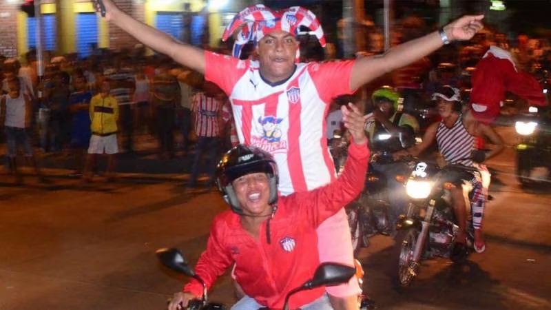 rayan30444's tweet photo. @NoticiasCaracol https://t.co/F2F2GWtprE
