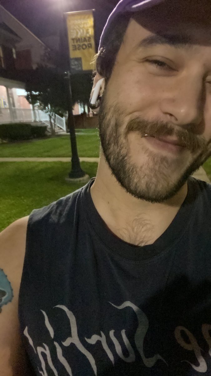 0verbiter_'s tweet image. I havent logged onto this account in a hot minute, heres my dumb face.