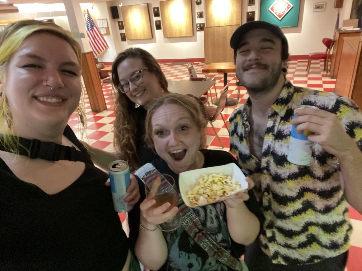 0verbiter_'s tweet image. I havent logged onto this account in a hot minute, heres my dumb face.