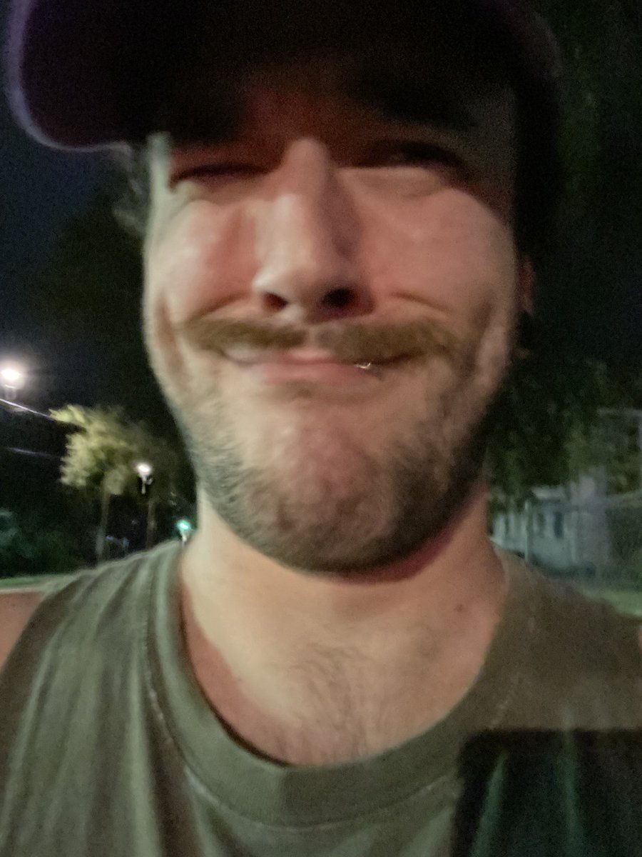 0verbiter_'s tweet image. I havent logged onto this account in a hot minute, heres my dumb face.