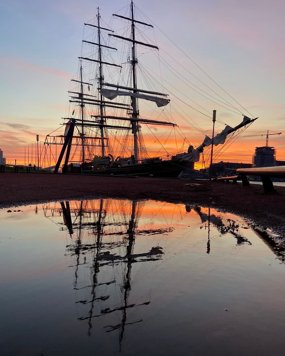 Dutch summer evenings🧡 

Thank you Rick Zalentein 📸🙏🏼