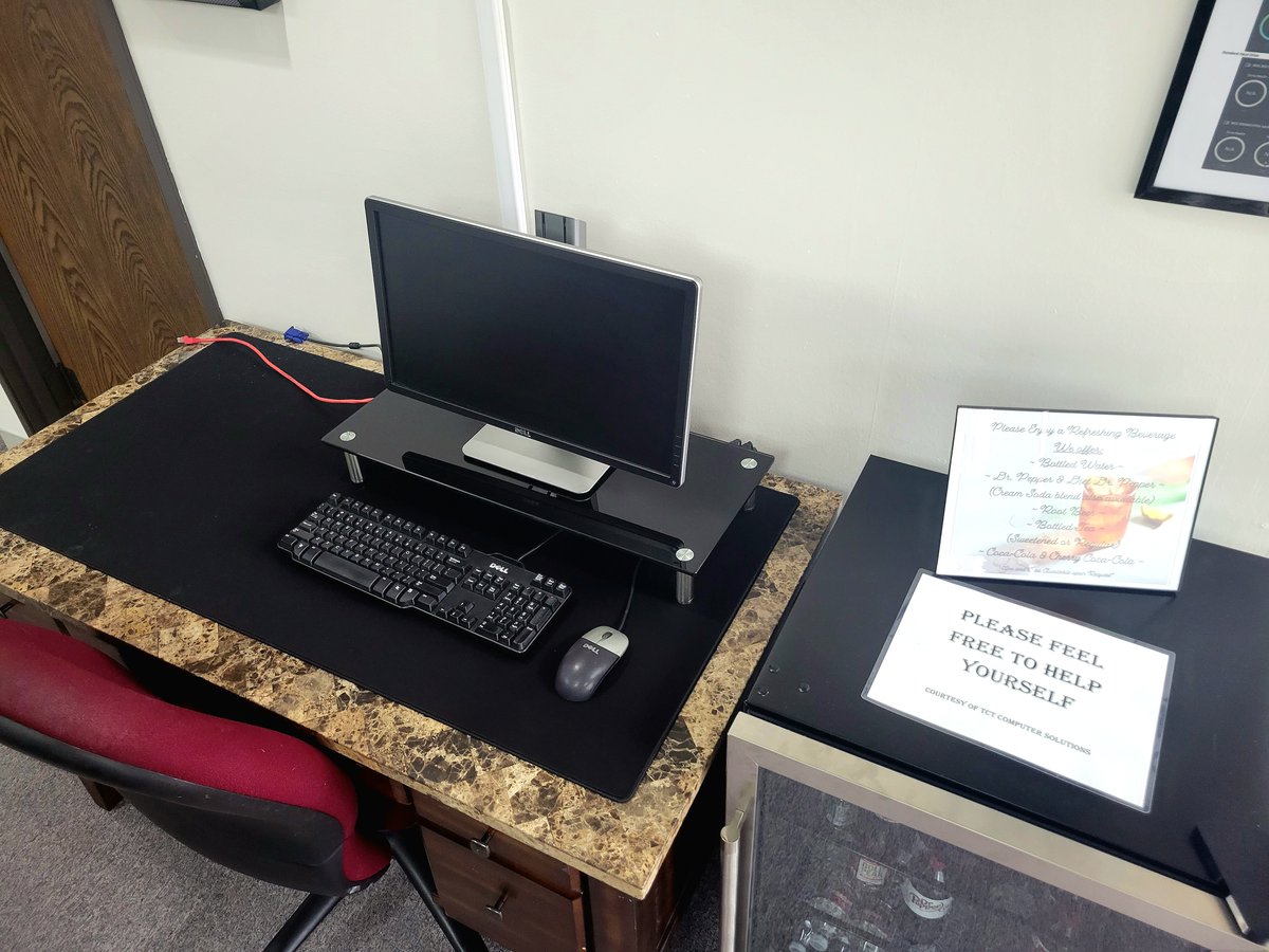 TCTComputers's tweet photo. 👁️👁️Check out our new Intake/Diagnostic desk &amp; drink fridge! Better yet, bring your computer in, let us find the right solution &amp; enjoy one of the many drink options available to our valued customers. Don't miss the opportunity to get the best service and the best security!!! https://t.co/MUElN5hCYV
