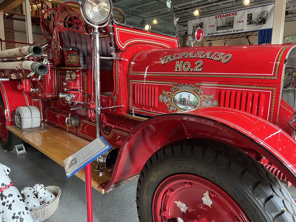 taskforcetips's tweet photo. ๐ Say hello to Ole' Betsy! ๐
This 1923 Seagrave Fire Engine Pumper served Valparaiso Fire Department for 40 years before her retirement. Now, she resides in our museum!
#Firefighting #Firefightinghistory #ValparaisoFireDepartment https://t.co/UgF7WCbhYO