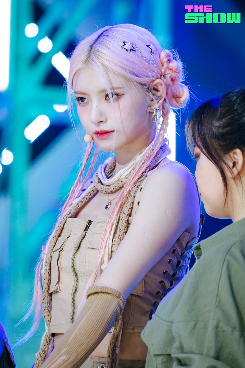 yirenpic's tweet photo. sbs m the show update https://t.co/CuqyK7wBL3