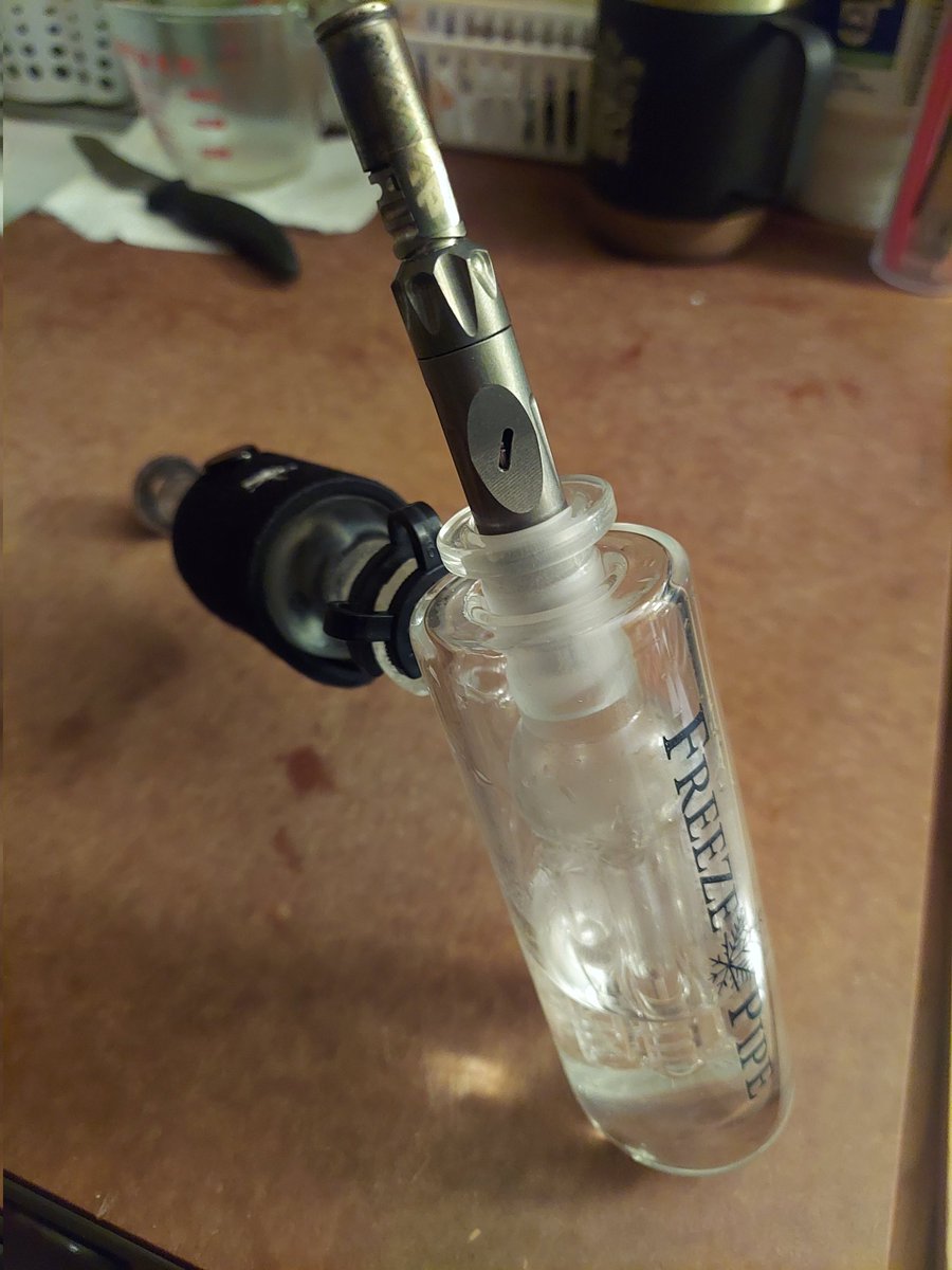 JBegoss's tweet photo. @DynaVap A Vong for Bong https://t.co/mkvkpOG5ds
