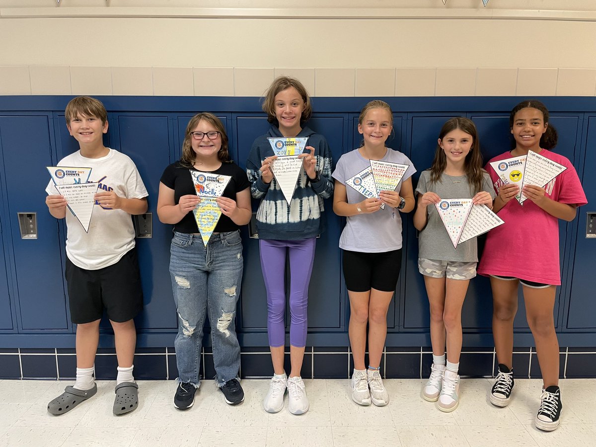 laskowski311's tweet photo. @CISCMSD sixth graders are making certain that #EveryDayCounts ! https://t.co/9KcYNtQmLq