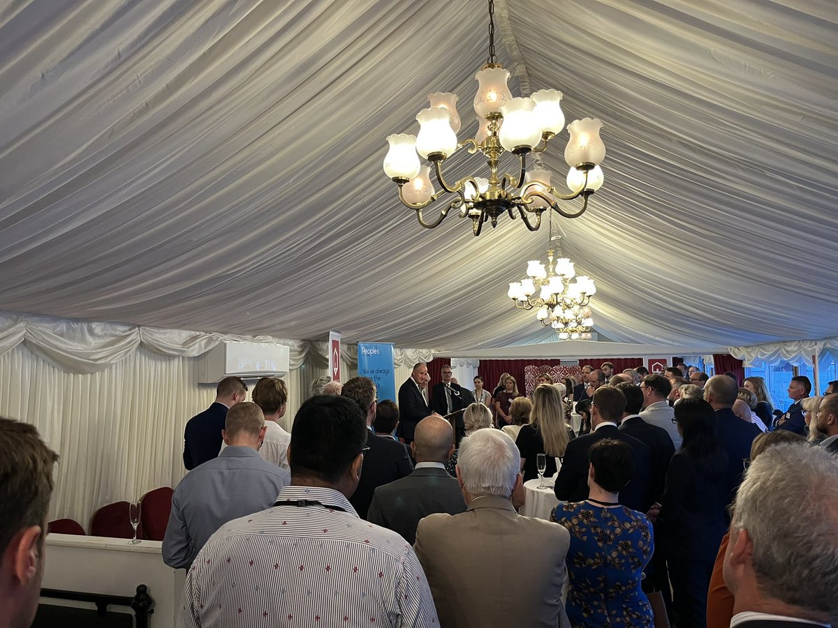 Good to hear @kevinhollinrake stating that something needs to be done to reverse the decline of small, local house builders at the @fmbuilders Parliamentary Reception. Back in the 80s 40% of all new homes were built by SMEs. Today, that figure is down to just 10%.