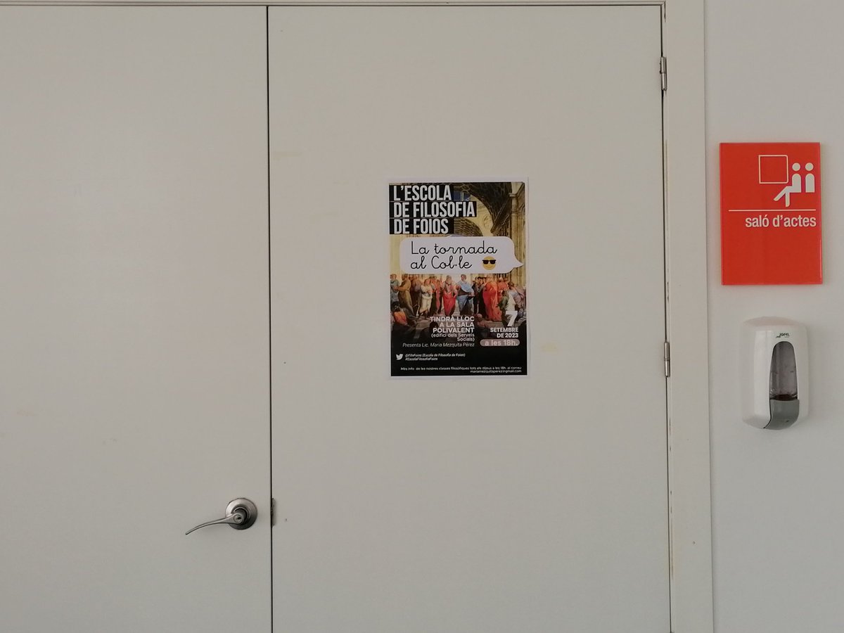 FiloFoios's tweet photo. Tot preparat. Demà tenim #DesgavellFilosòfic #SaraoFilosòfic a Foios city! https://t.co/98nLC2m6a4