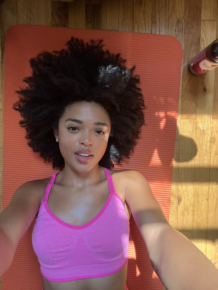 My kombucha matches my set today