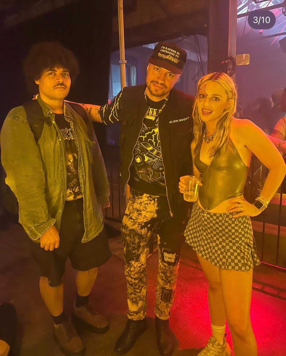 pictureplane's tweet photo. With James Ferraro and Neggy Gemmy in Queens, NY. #electronicon https://t.co/6wcPAsXYdS