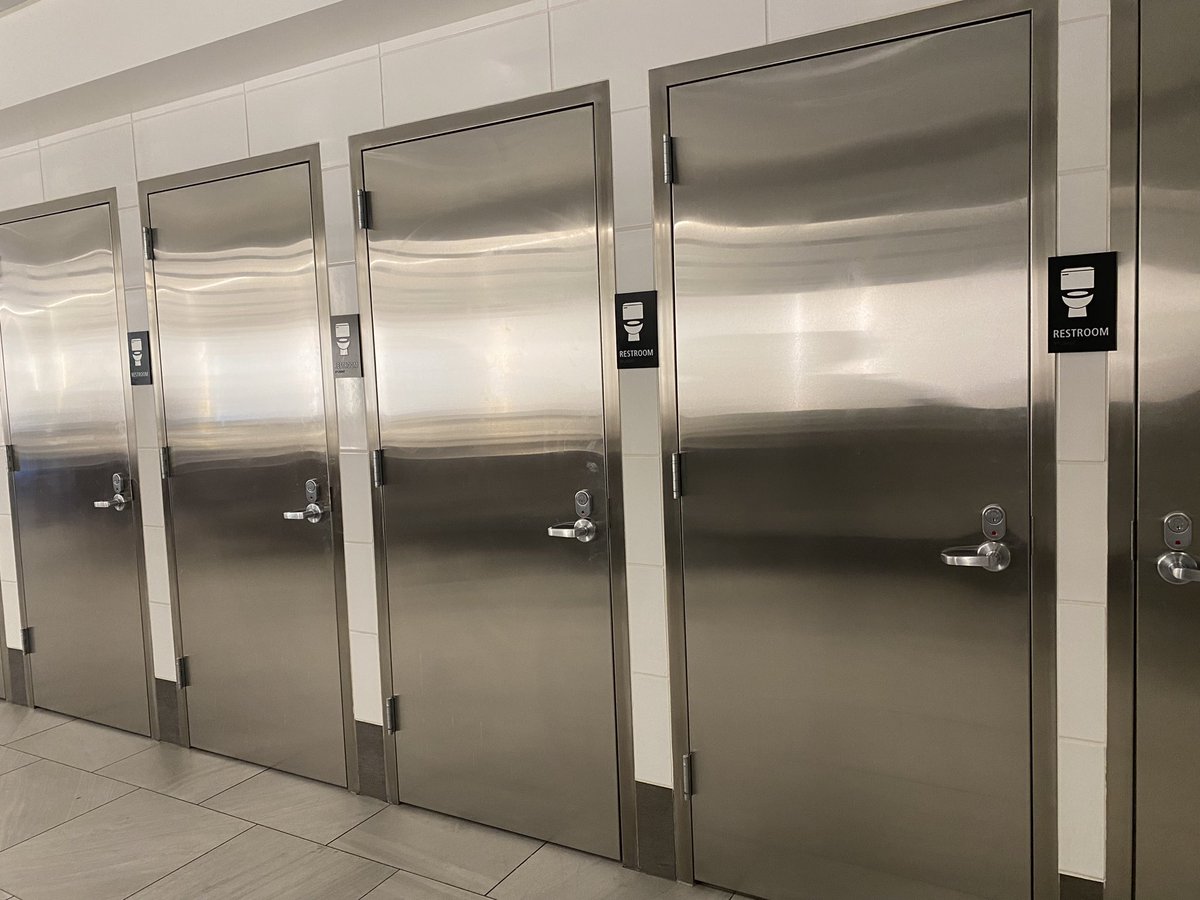 LiemSnyder's tweet image. Seattle-Tacoma International Airport doing it right. Showing that large scale private all-gender restrooms in a big public space is feasible and doesn’t cause the apocalypse. Such a relief to not have to bathroom hunt and to have the same line as everyone else. #flySEA