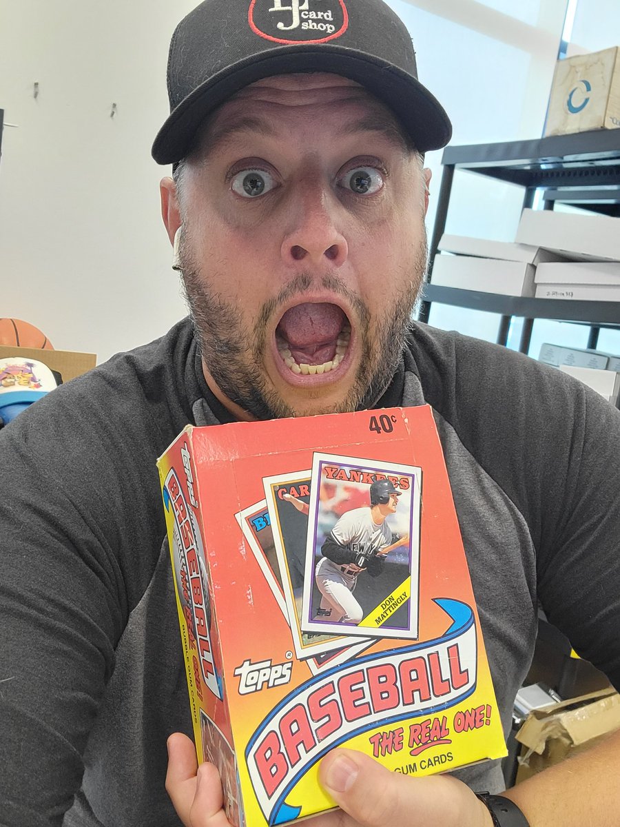 LJsCardShop's tweet image. We are giving away a box of 1988 topps

Like this post and follow us to enter.  RT to be cool. Share with friends. 

Winner picked Friday 9/8 
#topps